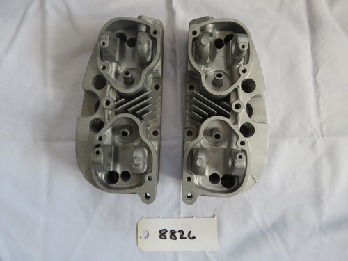 8826 cylinder head pair - cylinder,