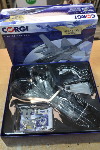 Corgi aviation panavia tornado - aviation,