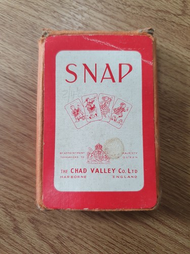 Vintage snap card game - card, by