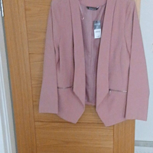 Bonmarché pink open front - open,