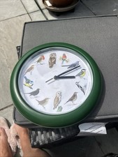 Zeon Tech Bird Song Wall Clock in Green - Bird noise Chime British Birds A83
