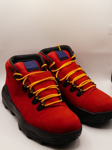 Nike cygnal university - nike,