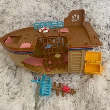 Sylvanian Families ship pirate