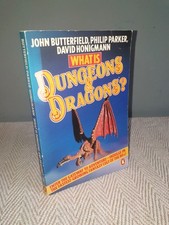 1982 1st Edition - What Is Dungeons & Dragons By John Butterfield (Penguin)