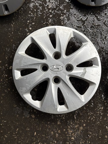 Genuine hyundai i10 - hyundai, silver