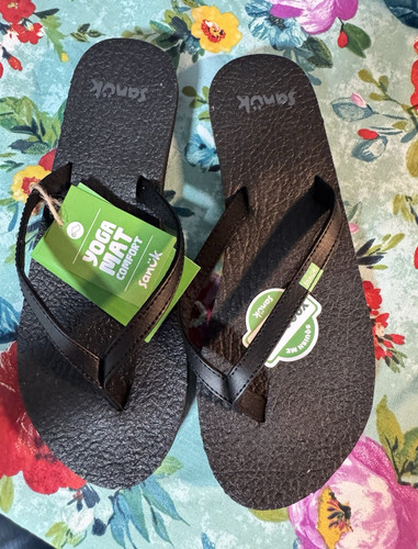 Sanuk yoga mat - comfort, thong
