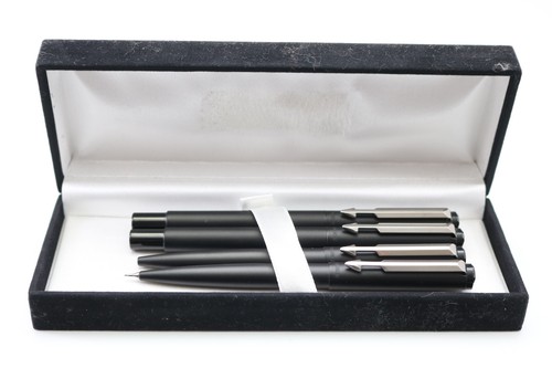 Vintage parker vector - (1992),