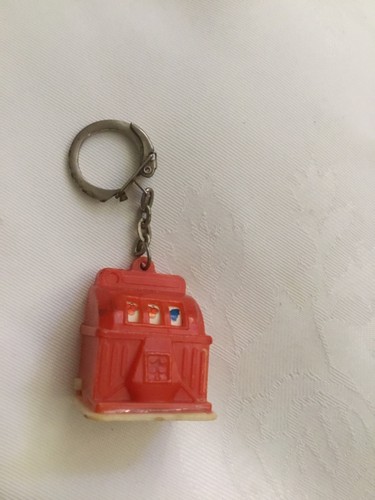 Slot machine keyring retro - machine,