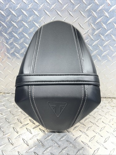 Triumph street triple seat - street,