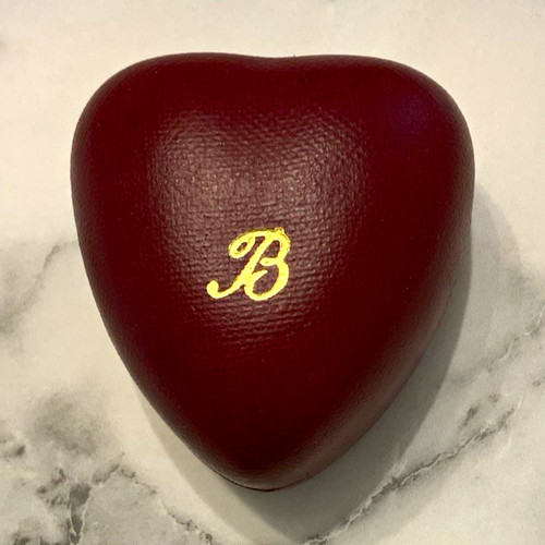 Bravingtons red heart ring - red,