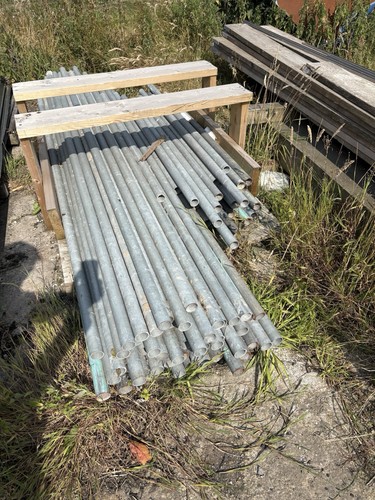 Scaffhold pole and fittings - pole,