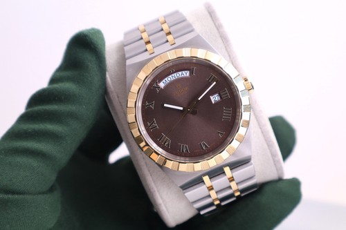 Tudor royal day - royal, date