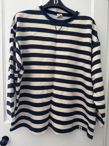 Lucy yak kai sweatshirt navy - lucy,