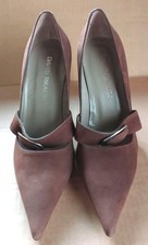 DAVID BRAUN SIZE 6 BROWN SUEDE COURT SHOES.    G29103025B2/41A