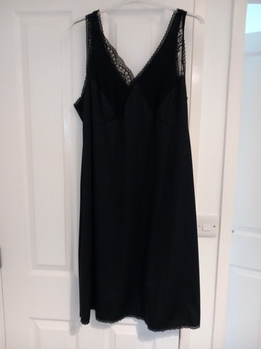 Built shoulder black anti - shoulder,