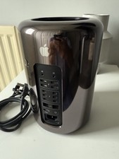 Mac Pro Late 2013  2.4Ghz 12-Core Xenon E5 AMD D700 128GB RAM 512GB SSD