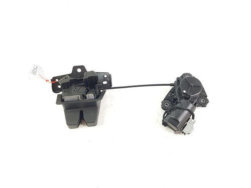 Volvo xc40 tailgate - volvo,