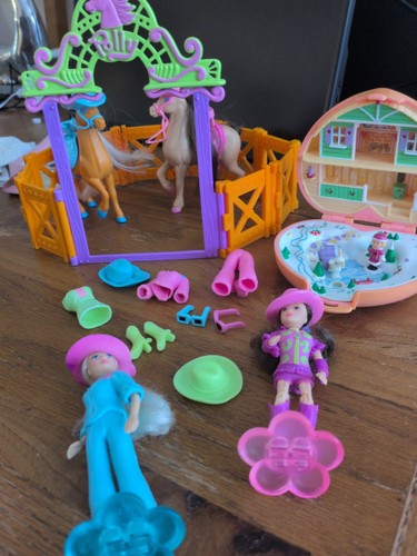 Polly pocket lot - pocket, lot.
