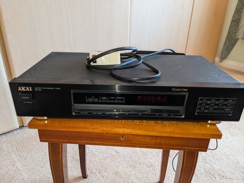 Akai quartz tuner - at-26,