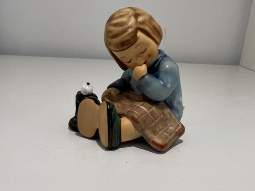 Hummel figurine 534 - hummel, nap