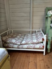 Hand crafted stylish bed for