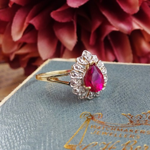 Vintage 9ct gold synthetic - vintage,