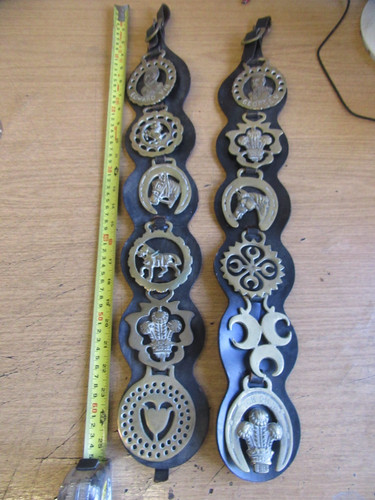 Job lot horse brasses on - brasses, 12
