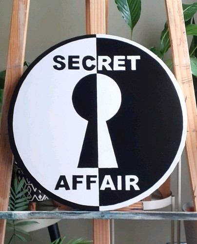 Secret affair logo hand - logo,