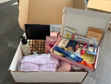 **Mystery ** Beauty/ Self Care Box with make-up and beauty products