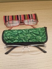 2 Pairs Of Reading Glasses +2.00