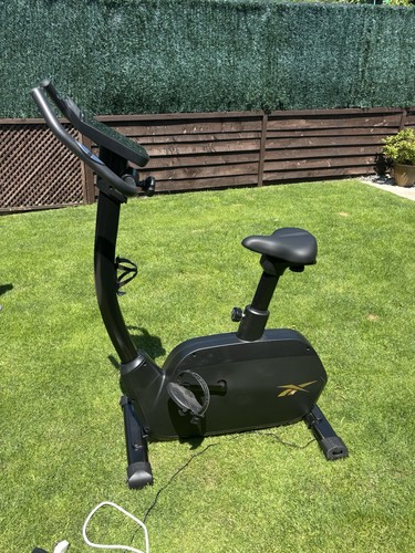 Reebok fr30 exercise bike with - reebok,