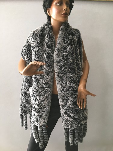 Beautiful fur stole knitted - fur, stole,