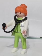 PLAYMOBIL FIGURE DOCTOR NURSE