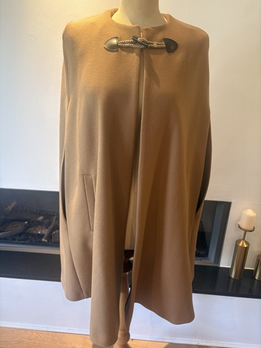 Zara manteco bnwot 3 - zara., bnwot.