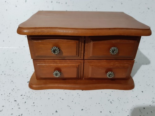 Vintage wooden jewellery box - vintage,