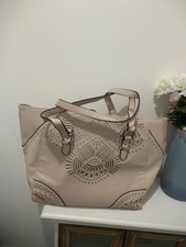 Pink Hollow Texture Lady PU