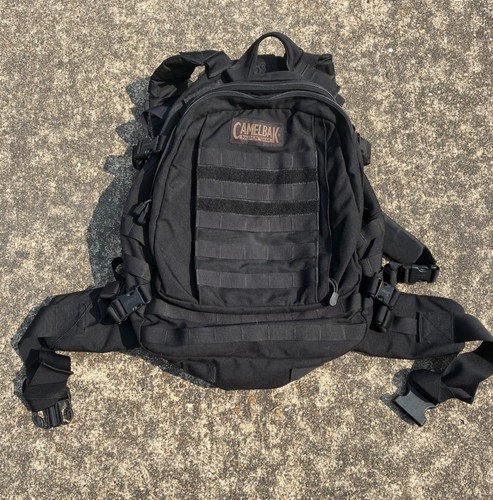 Camelbak black maximum gear - black,