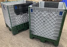 5 Collapsible Plastic Pallet