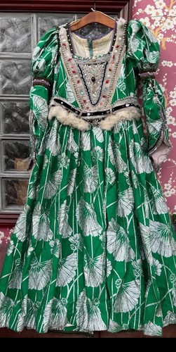 Tudor dress size 16 - tudor,