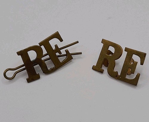 Pair vintage original royal - pair,