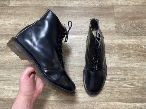 Vintage hawkins - g.t.,