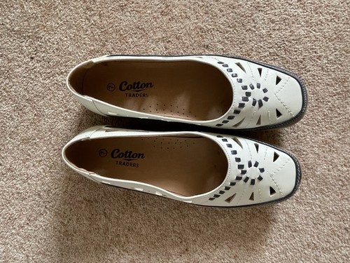 White navy cotton traders - +,