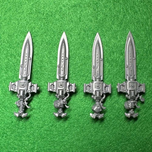 Warhammer 40k adeptus custodes - warhammer,