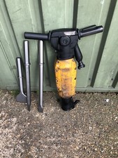 Tex 230PE road breaker