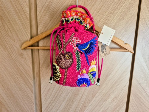 Bnwt mirasol pink tropical - mirasol,