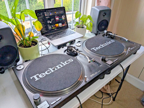 2 x technics - ⭐️⭐️,