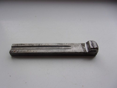 Lister flywheel gib key - lister, d