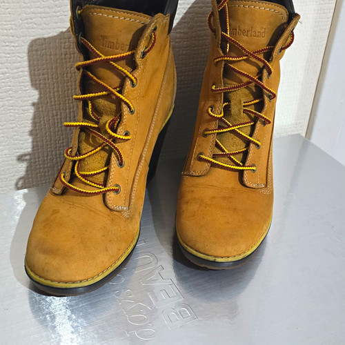 Womens timberlands wheat - womens,