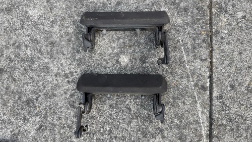 Pair genuine vauxhall - genuine, nova