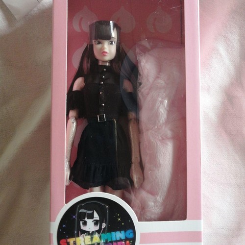 Sekiguchi momoko doll - momoko,